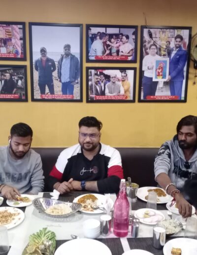 An entire team of Kamlesh Modi I'm a Foodie Internet personality and Food Vloger on Youtube and other social media platforms. visited Pandeyji Restaurant.